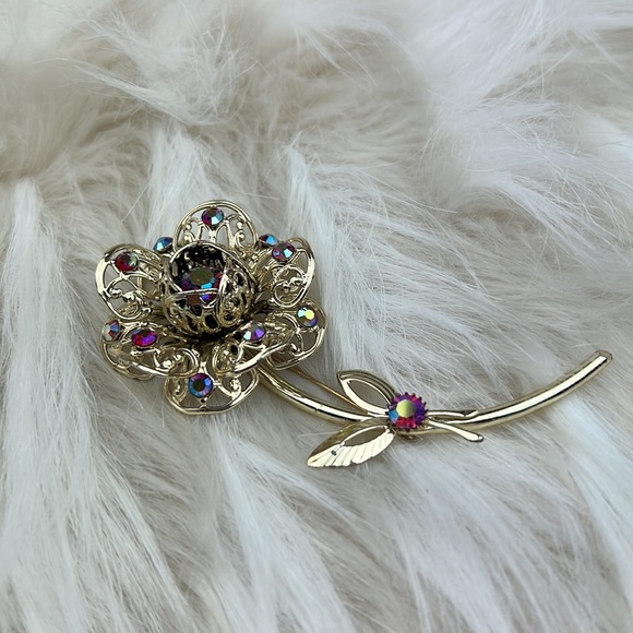 1960's Sarah Coventry flower brooch - Picture 9 of 9